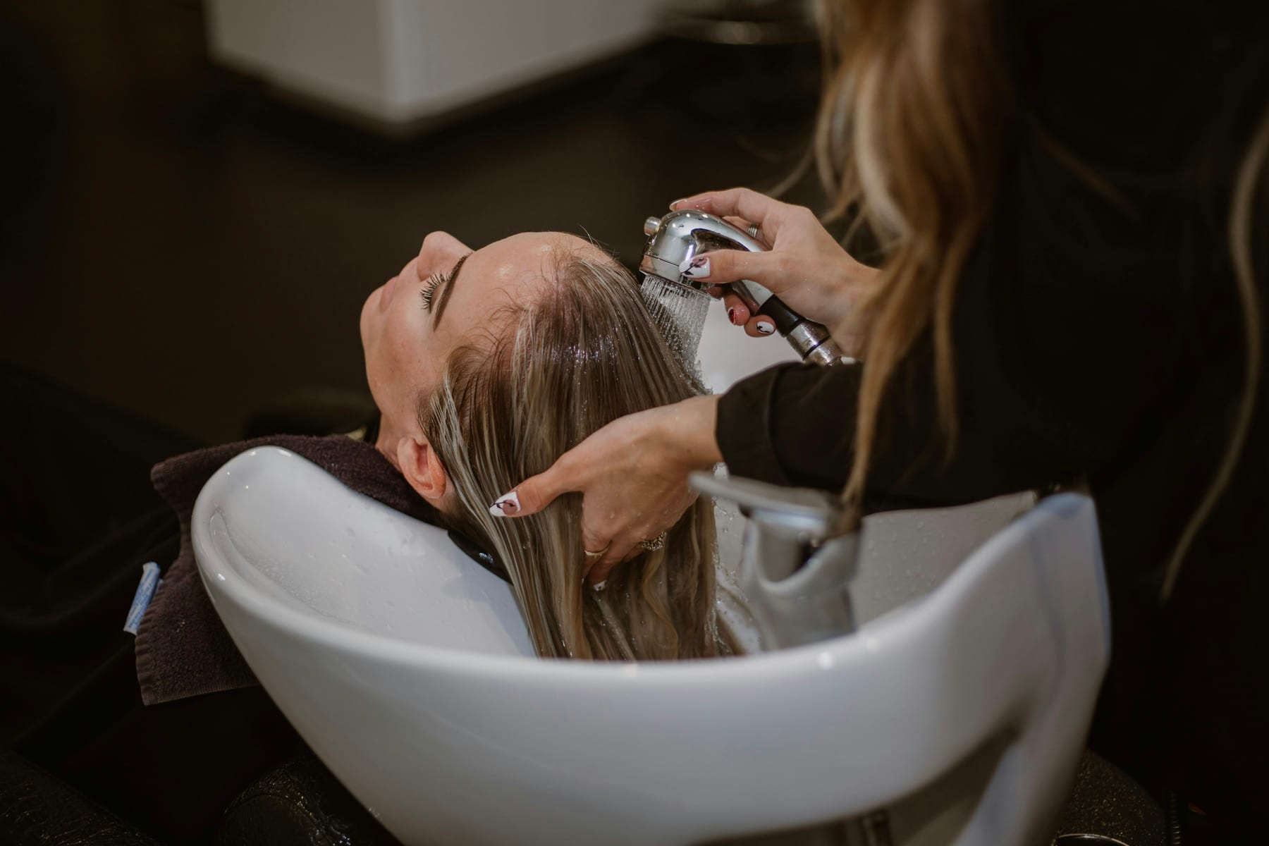 Hair washing and care in a salon